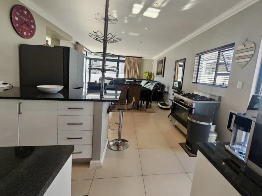 3 Bedroom Property for Sale in Myburgh Park Western Cape